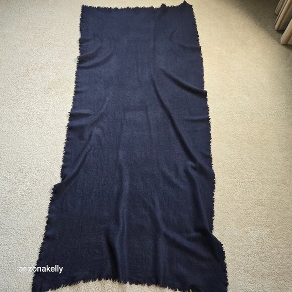 Cashmere {{THICK}} Felted Scarf Black - Picture 4 of 16